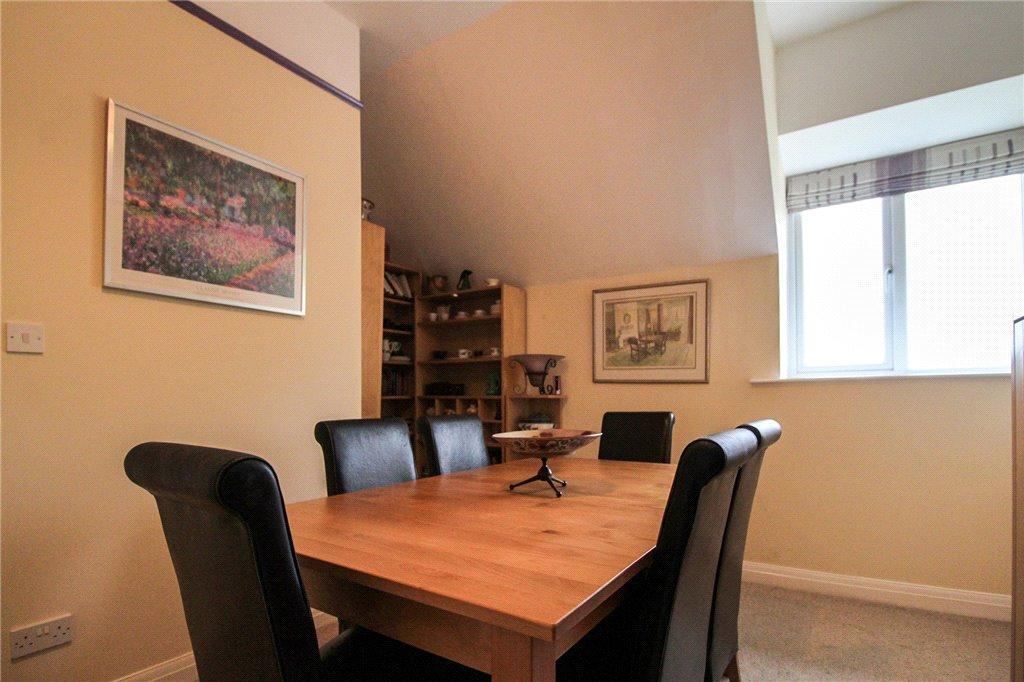 Bedroom 2dining Room