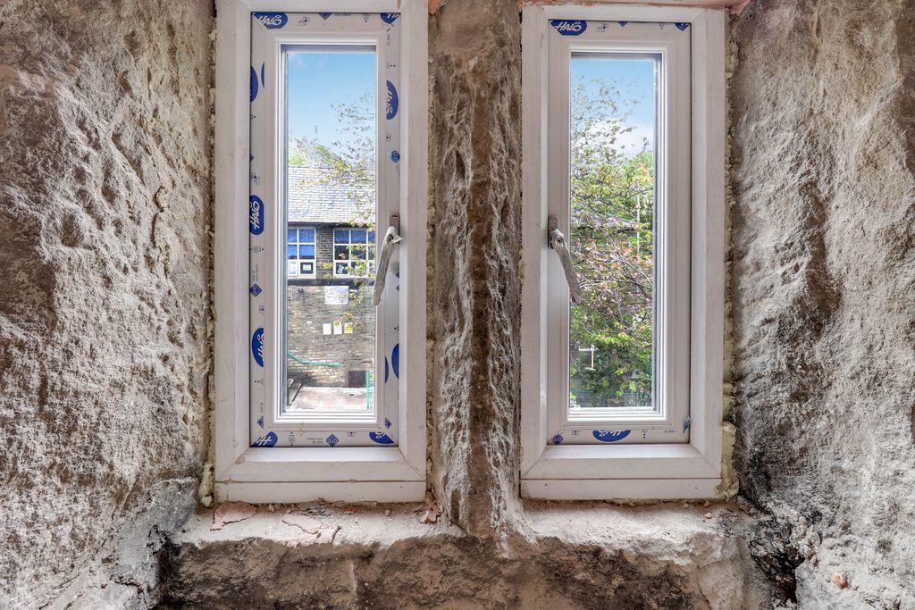 Mullion Window