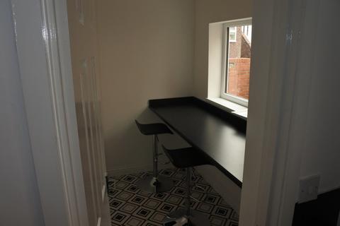 1 bedroom terraced house to rent, Windsor Avenue, Gateshead