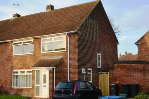 5 bedroom semi-detached house to rent, Newton Drive