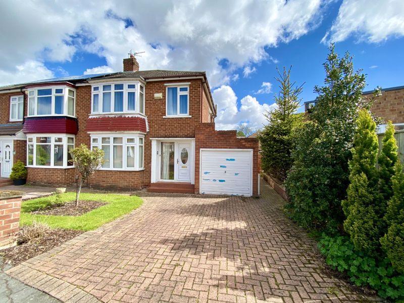 Hutton Grove, Hartburn, Stockton, TS18 5AY 3 bed semidetached house