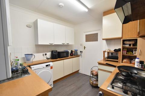 2 bedroom flat to rent, Sheridan Mansions, Sheridan Terrace