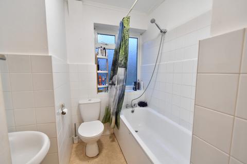 2 bedroom flat to rent, Sheridan Mansions, Sheridan Terrace