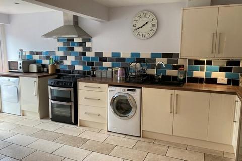 26 Keepers Close, Burntwood, WS7 4UT