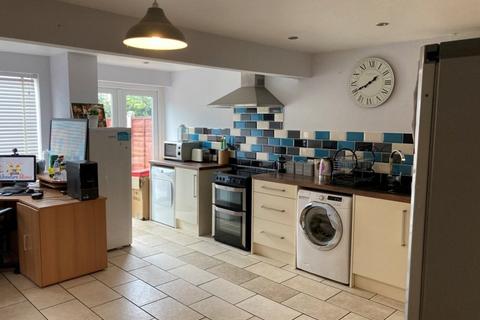 26 Keepers Close, Burntwood, WS7 4UT