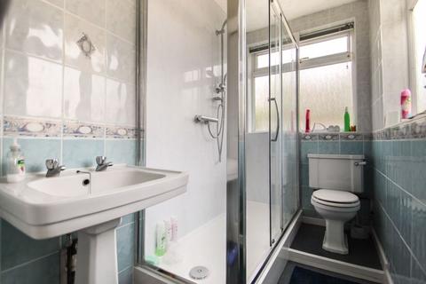 52 Common Road, Claygate, Esher, KT10 0HJ