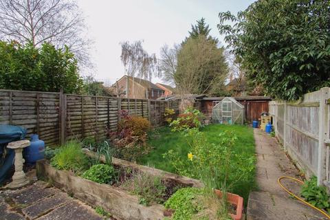 52 Common Road, Claygate, Esher, KT10 0HJ