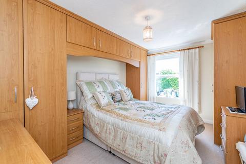 1 bedroom apartment for sale - Clifton Drive South, Lytham St Annes, FY8