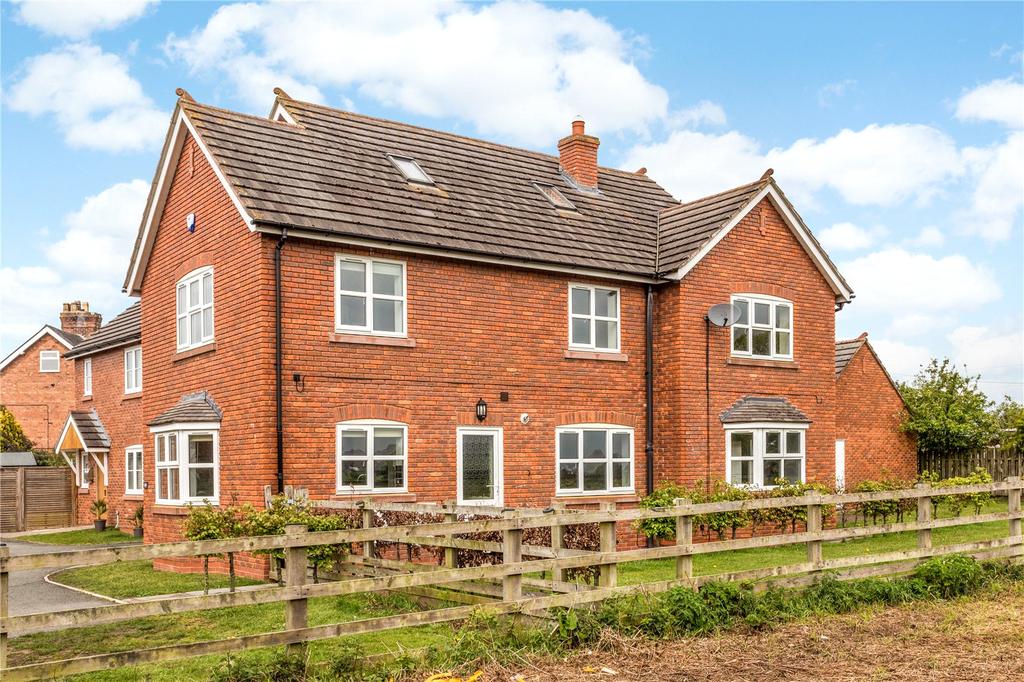 Colleys Lane, Willaston, Nantwich... 5 bed detached house £500,000