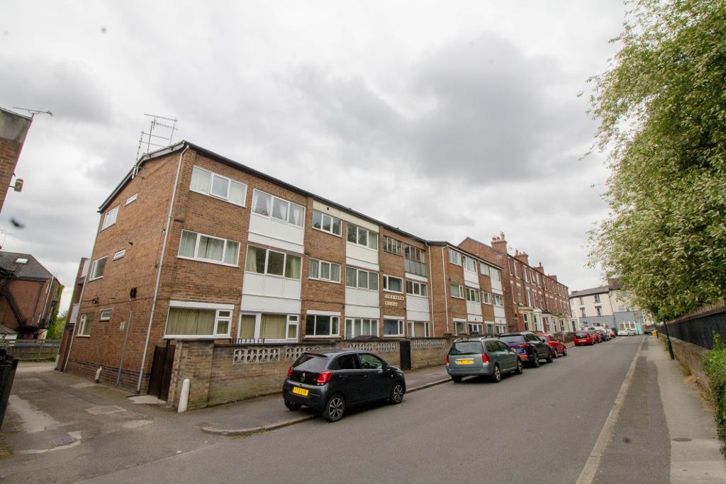 Berkeley Court, Sherwood, Nottingham... 2 bed flat - £575 pcm (£133 pw)