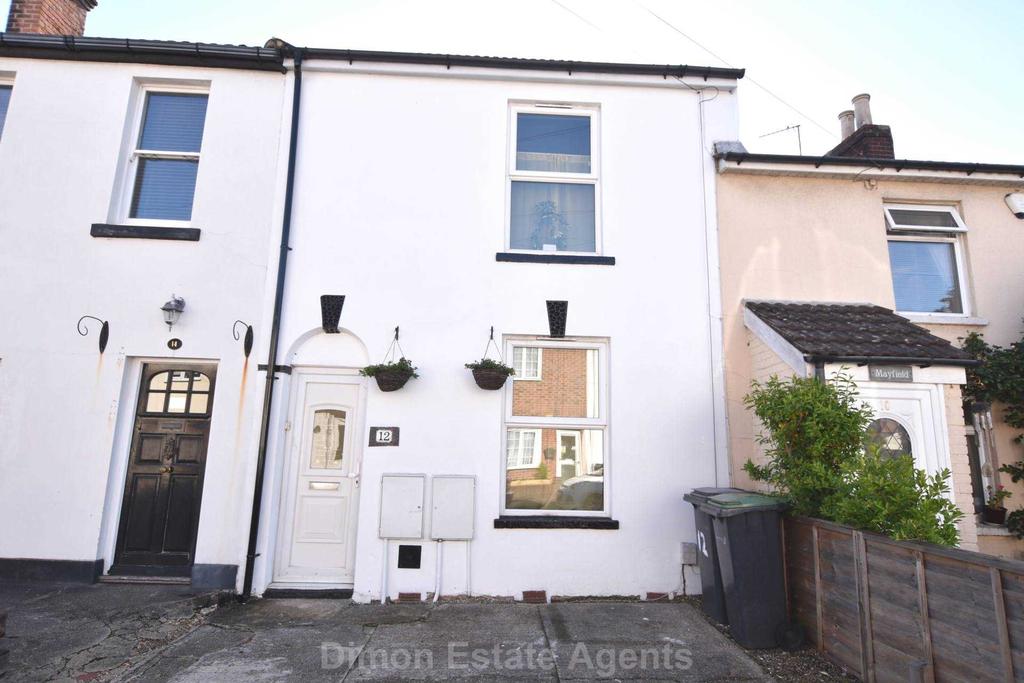 Alver Road, Gosport 2 bed terraced house £195,000