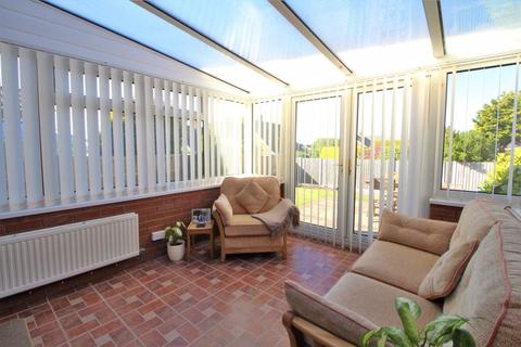 25 Dale View Close, Heswall, Wirral, CH61 1DU