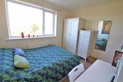 25 Dale View Close, Heswall, Wirral, CH61 1DU