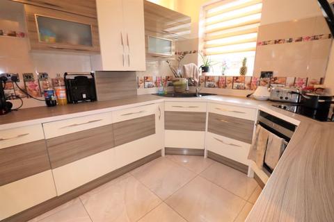 20 Baytree Road, Birkenhead, CH42 5PN