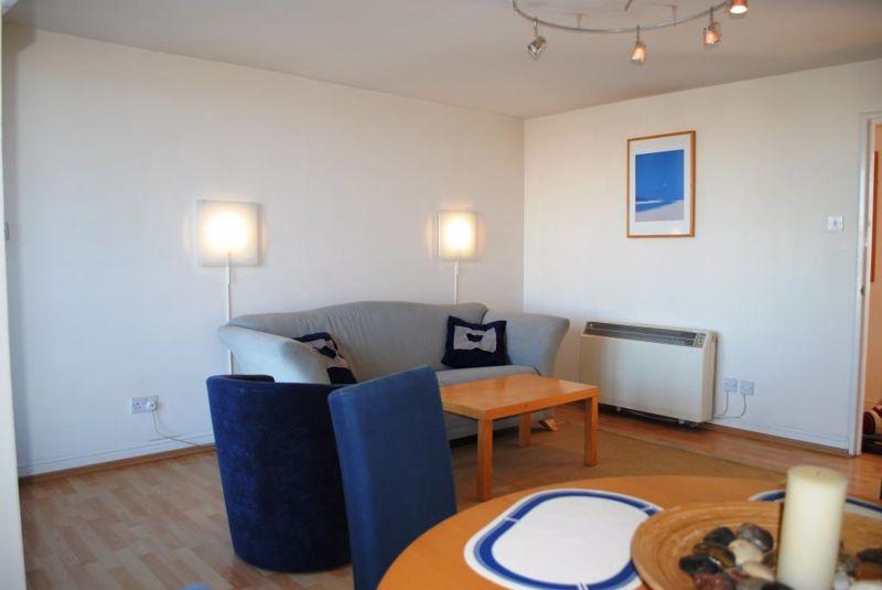 Felixstowe Court, London 2 bed apartment to rent £1,650 pcm (£381 pw)