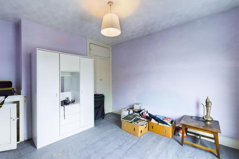 20 West Road, South Ockendon, RM15 6PH