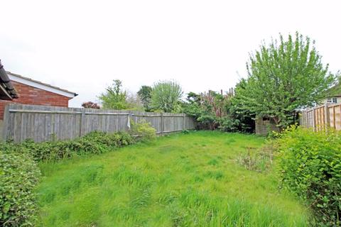 17 Hunters Chase, South Godstone, Godstone, RH9 8HR