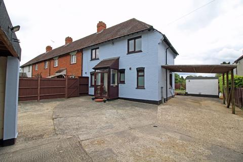 52 Harrow Road, Warlingham, CR6 9EW