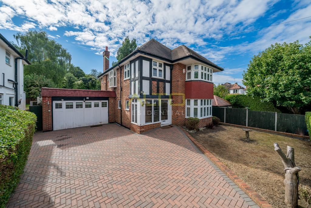 Littleton Road, Harrow, Middlesex HA1 3 bed detached house £2,500 pcm