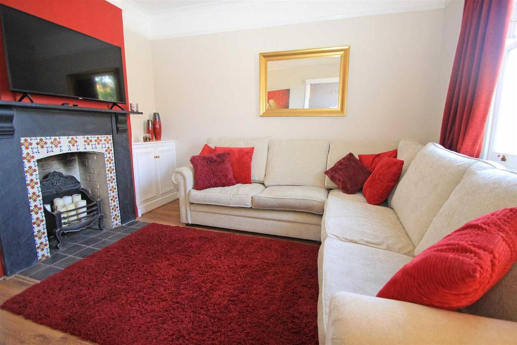 Belmont Road, Maidenhead 3 bed terraced house £485,000