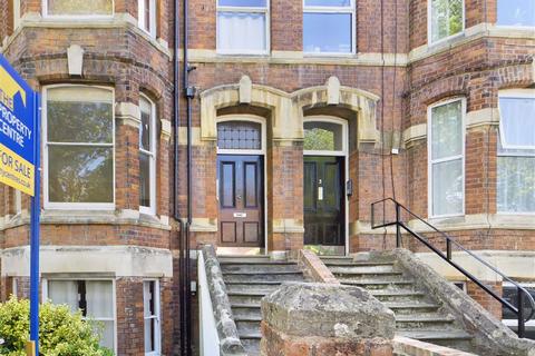Flat 3, 1 Alexandra Road, Gloucester, GL1 3DR