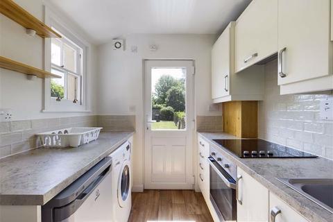 Flat 3, 1 Alexandra Road, Gloucester, GL1 3DR