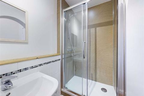 Flat 3, 1 Alexandra Road, Gloucester, GL1 3DR