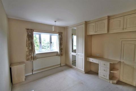 7 Evenden Road, Meopham, Gravesend, DA13 0HA