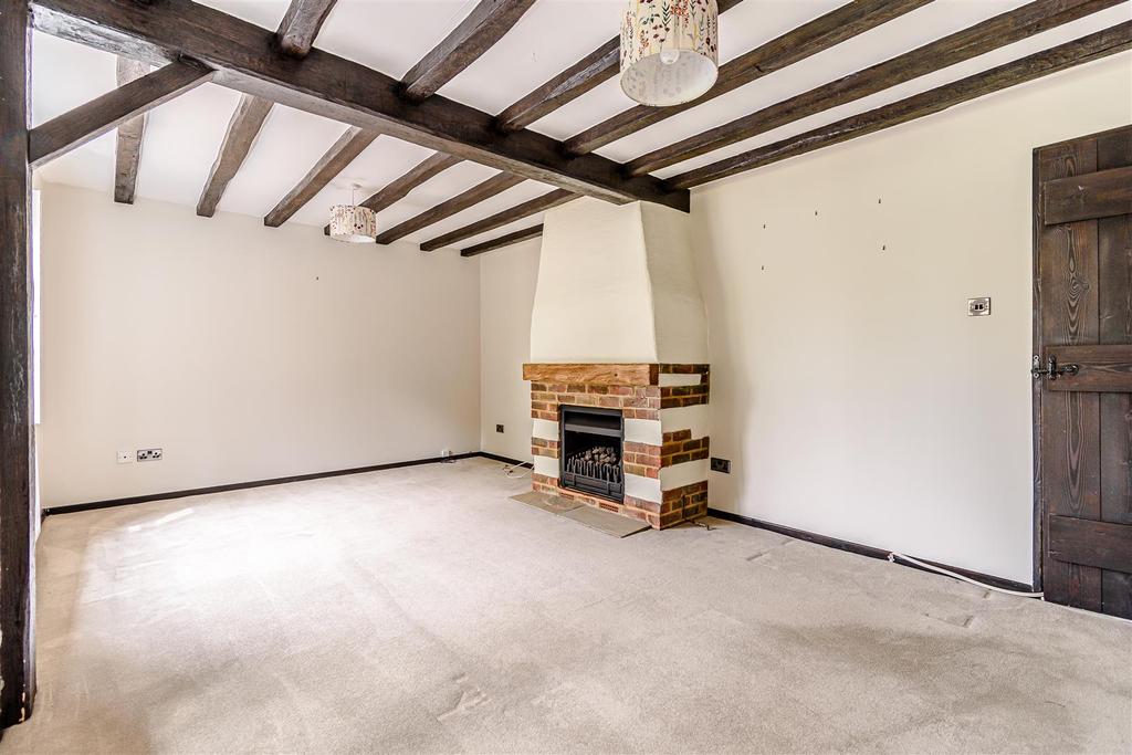8466172-interior04.jpg