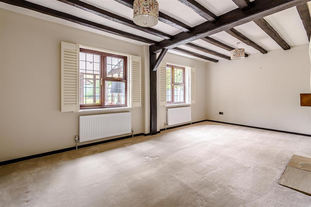 8466172-interior05.jpg