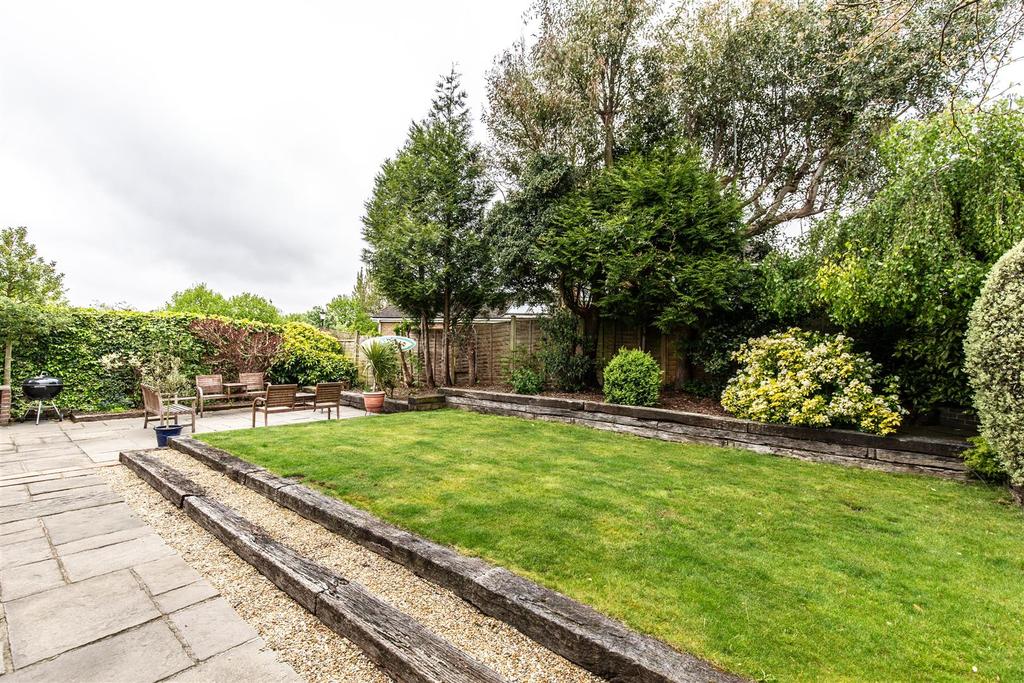 Cluny Street, Lewes 4 bed detached house £950,000