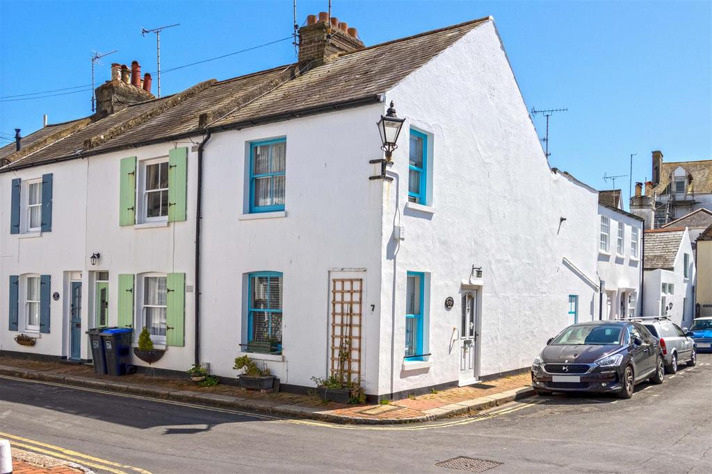 Western Row, Worthing 2 bed end of terrace house £340,000
