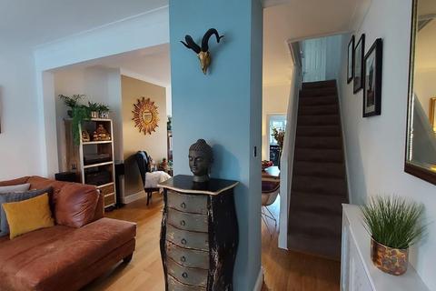 29 Alberta Road, Enfield, EN1 1JA