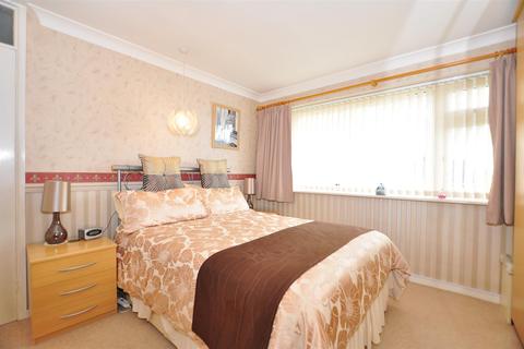 122 Blakedown Road, Halesowen, B63 4QL