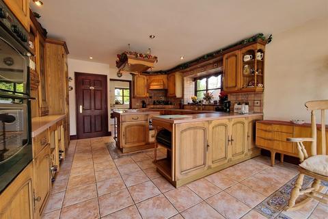 5 bedroom detached house for sale - Stone Barn, Warton Lodge Farm, Preston Road, Lytham