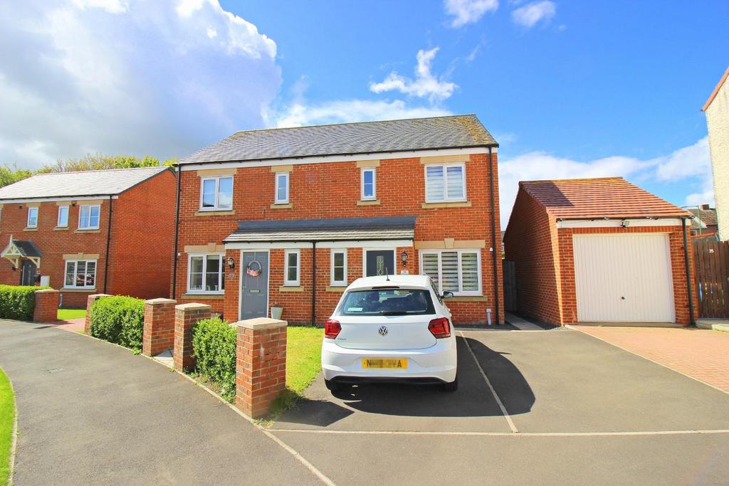 Sandringham Way, Newfield, Chester Le... 3 bed semidetached house £140,000