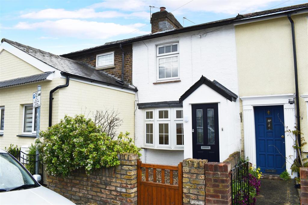 Holly Road, Hounslow 2 bed terraced house £415,000