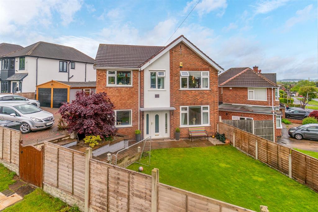 Greythorn Drive, West Bridgford, Nottingham 4 bed detached house £500,000