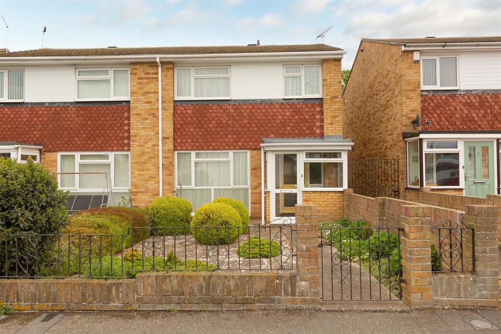 Yew Tree Gardens, Birchington 3 bed semidetached house £285,000