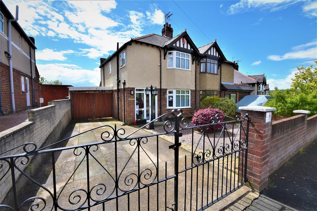 Sandway Road, Wrexham 3 bed semidetached house £250,000