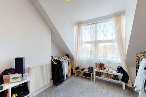 89 Linden Crescent, Folkestone, CT19 5SD