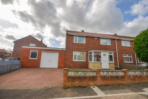 2 bedroom semi-detached house to rent, Rossendale Place, Longbenton