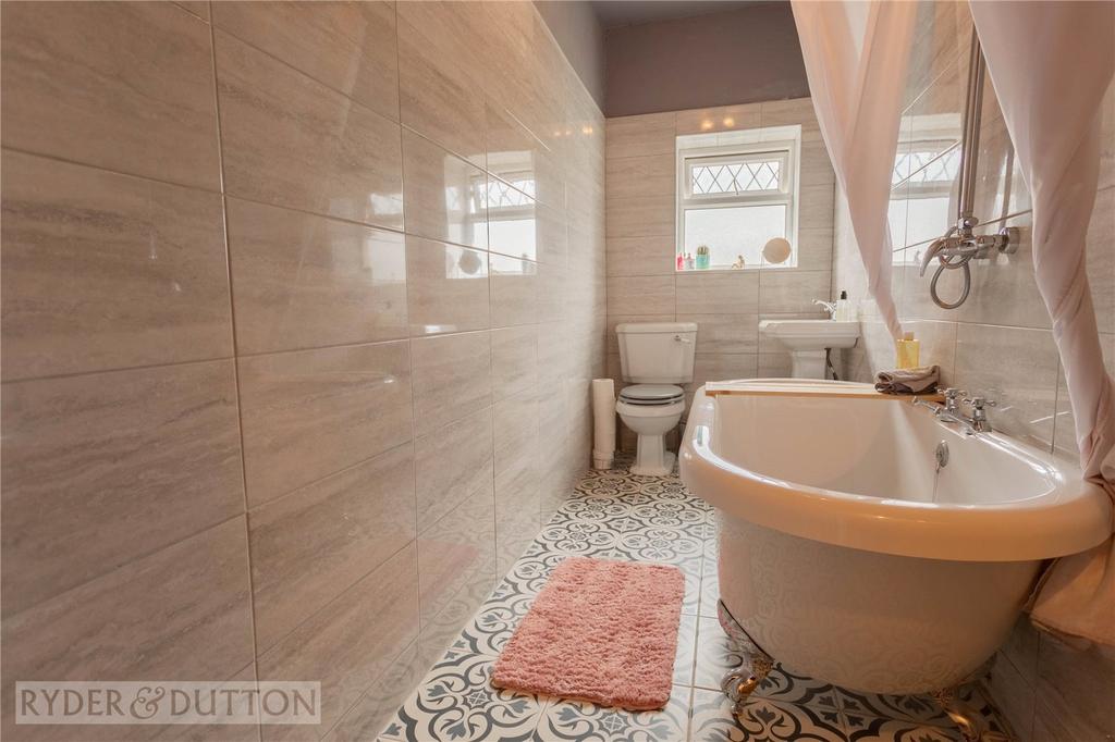 Stylish Bathroom: