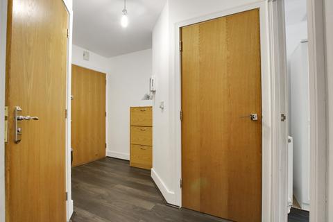 1 bedroom flat to rent, Malvern Road, Maida Vale, NW6