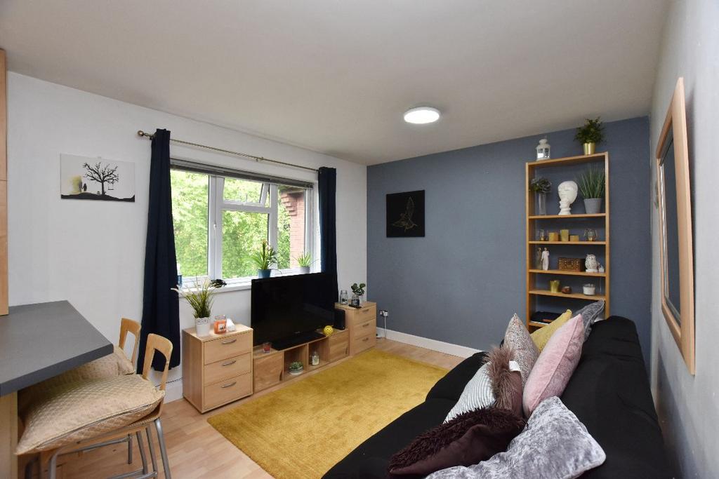 Apartment in Birmingham - View 2