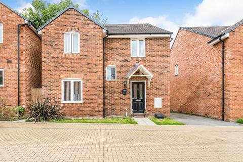 11 Sandsdown Close, High Wycombe, HP12 4FA