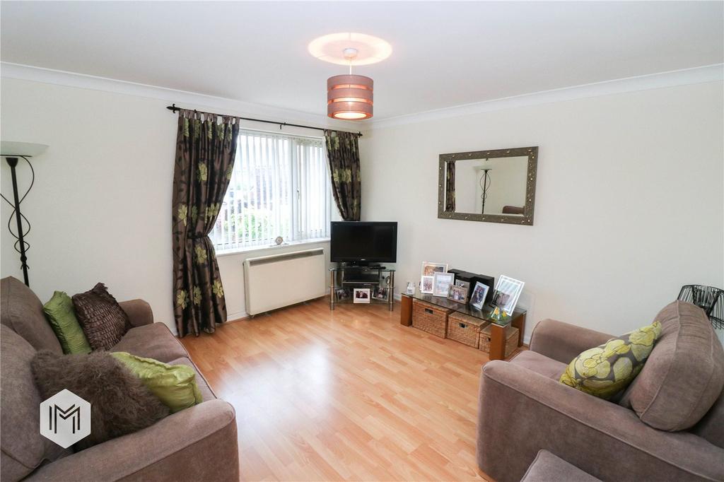 St Crescent, Walkden, Manchester, M28 2 bed apartment £120,000