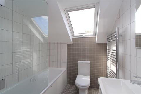 2 bedroom apartment to rent, Carlisle Avenue, London, W3