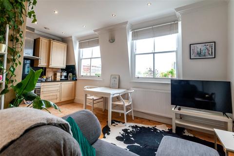 1 bedroom apartment to rent, Axminster Road, Holloway, N7