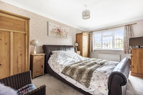 26 Glenham Road, Thame, OX9 3WD